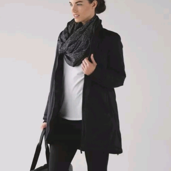 Lululemon Vinyasa Wrap Running Jacquard Blue Denim Scarf - Picture 2 of 10